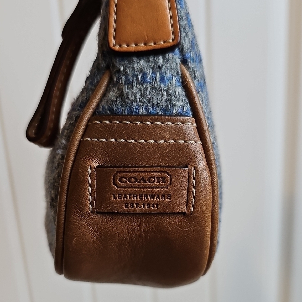 Rare Vintage 2003 Coach Soho Tweed Flap Baguette – Style #7565 – Blue/Grey - Picture 4 of 14